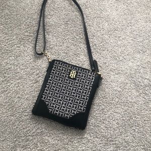 Tommy Hilfiger crossbody bag